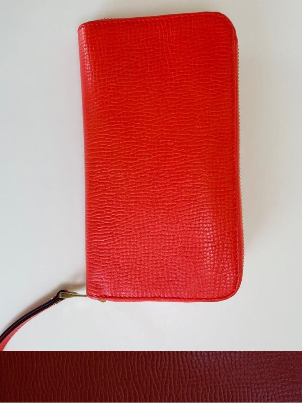 Chloe Red Zip-Around Bow Wallet - Picture 2 of 8